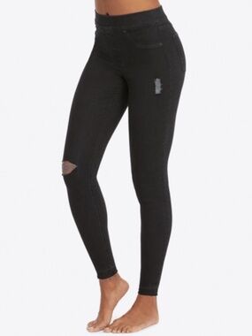 SPANX Distressed Skinny Jeans Tall Black Size Large (8) NWT Raw Hem High Rise